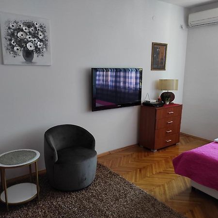 Apartamento Stan u centru Podgorica Exterior foto
