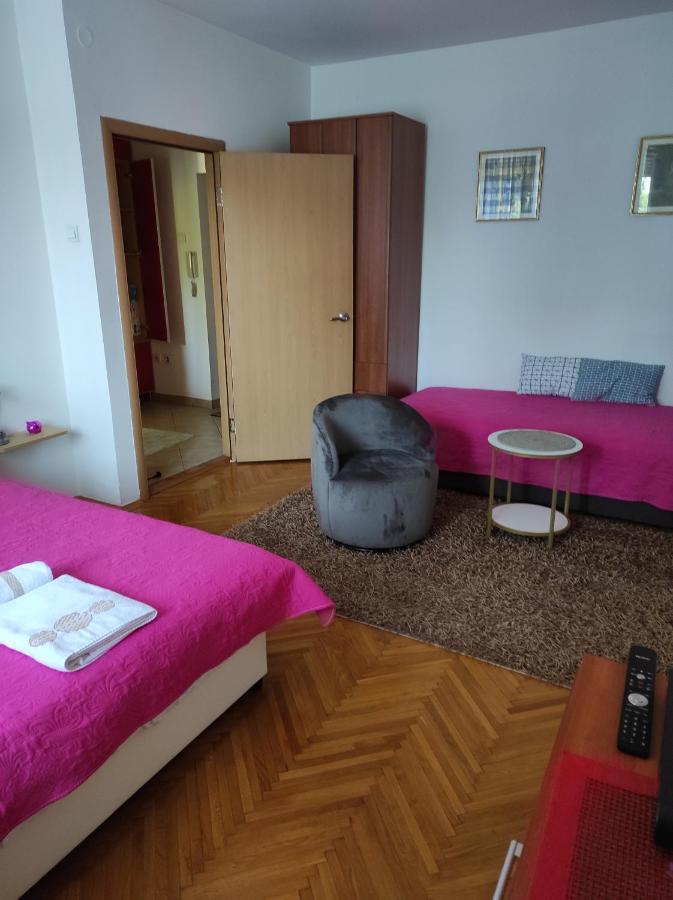 Apartamento Stan u centru Podgorica Exterior foto