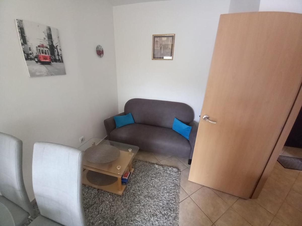 Apartamento Stan u centru Podgorica Exterior foto